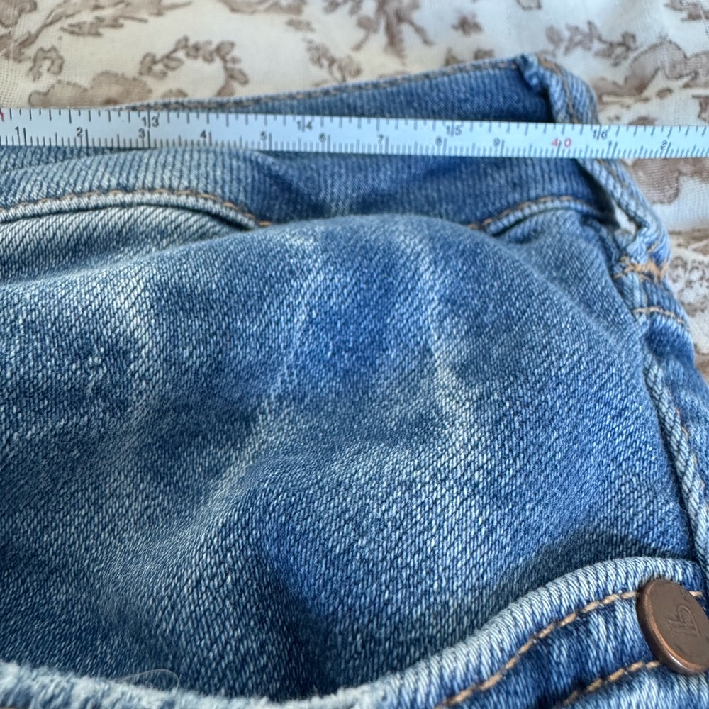 Pilcro Yaya Jeans - Picture 9 of 11